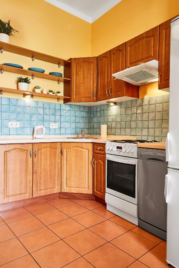 Green Yard Apartment Krowoderska Street Krakow Dış mekan fotoğraf